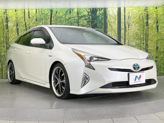 TOYOTA PRIUS 2017 Image 31