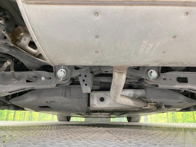 TOYOTA PRIUS 2017 Image 31