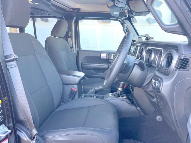 JEEP WRANGLER UNLIMI 2022 Image 31