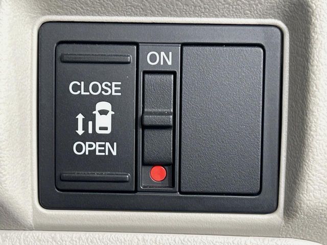 HONDA N BOX 2025 Image 31