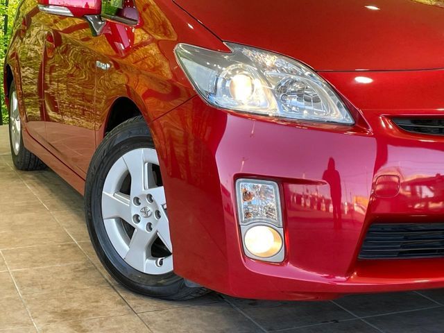 TOYOTA PRIUS 2011 Image 31