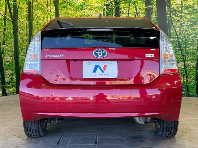 TOYOTA PRIUS 2011 Image 31