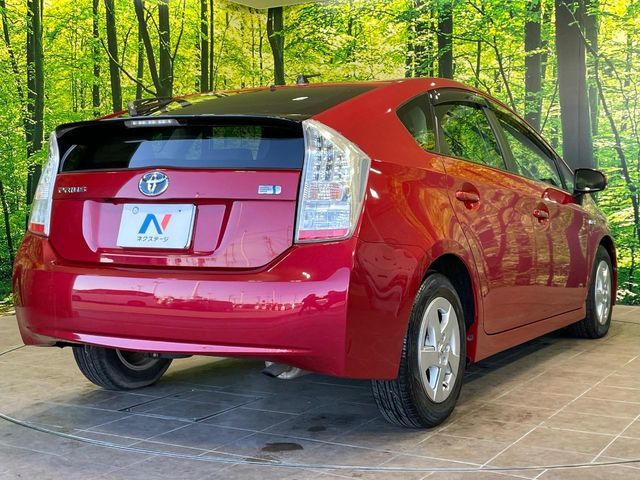 TOYOTA PRIUS 2011 Image 31