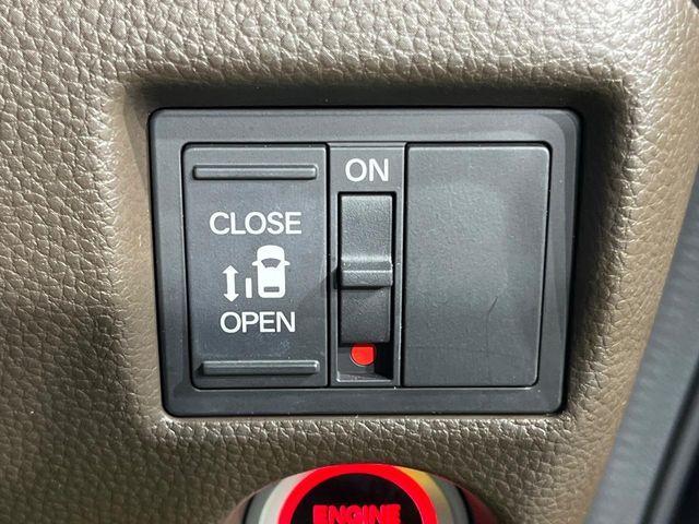 HONDA N BOX 2022 Image 31