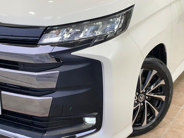 TOYOTA NOAH HYBRID 2024 Image 31