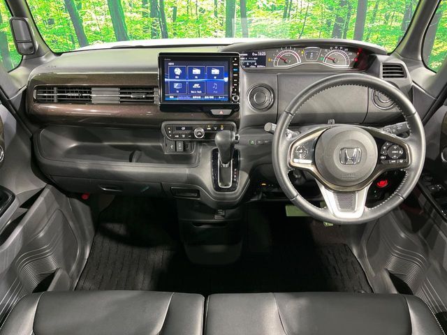 HONDA N BOX CUSTOM 2017 Image 31