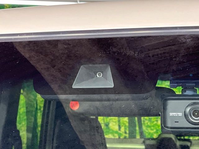 HONDA N BOX CUSTOM 2017 Image 31