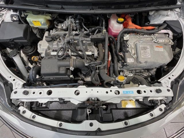 TOYOTA AQUA 2014 Image 31