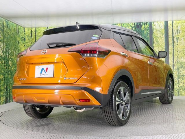 NISSAN KICKS 2020 Image 31