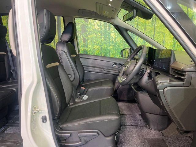 NISSAN SERENA  WG 2023 Image 31