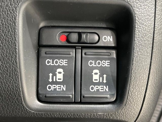 HONDA N BOX CUSTOM 2017 Image 31