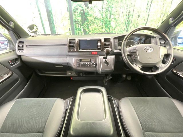 TOYOTA HIACE VAN 2WD 2018 Image 31