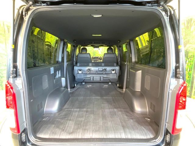 TOYOTA HIACE VAN 2WD 2018 Image 31