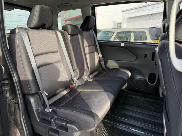 NISSAN SERENA  S-HYBRID 4WD 2018 Image 31