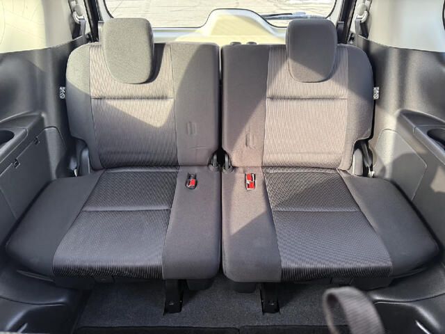 NISSAN SERENA  S-HYBRID 4WD 2018 Image 31