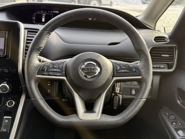 NISSAN SERENA  S-HYBRID 4WD 2018 Image 31