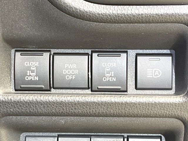 TOYOTA SIENTA HYBRID 2023 Image 31