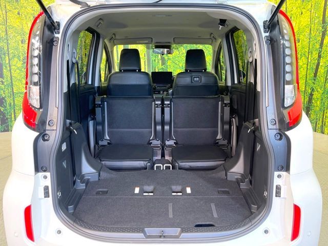 TOYOTA SIENTA HYBRID 2023 Image 31