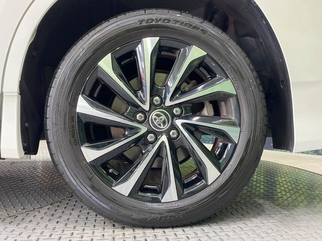 TOYOTA NOAH HYBRID 2023 Image 31