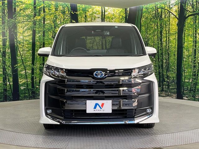 TOYOTA NOAH HYBRID 2023 Image 31