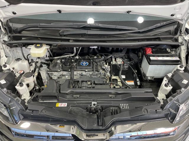 TOYOTA NOAH HYBRID 2023 Image 31