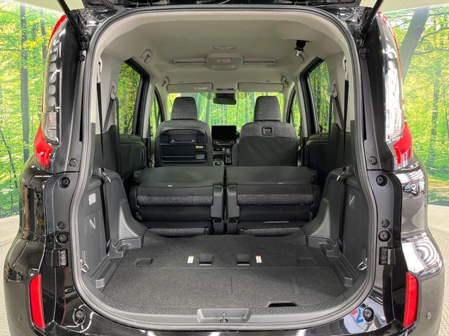 TOYOTA SIENTA HYBRID 2024 Image 31