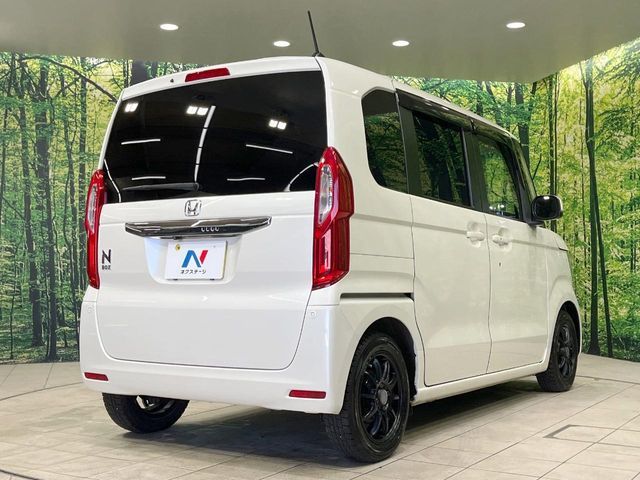 HONDA N BOX 2017 Image 31