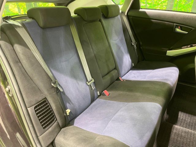 TOYOTA PRIUS 2015 Image 31