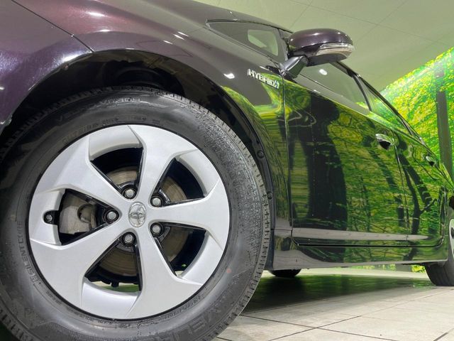 TOYOTA PRIUS 2015 Image 31