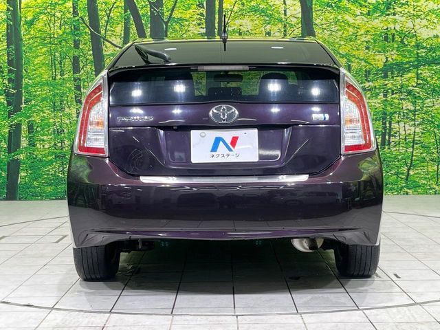 TOYOTA PRIUS 2015 Image 31