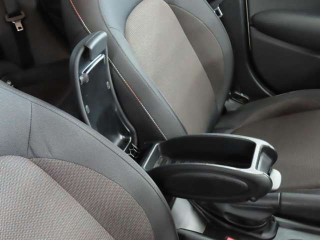 BMW MINI COOPER D 5DOOR 2021 Image 31