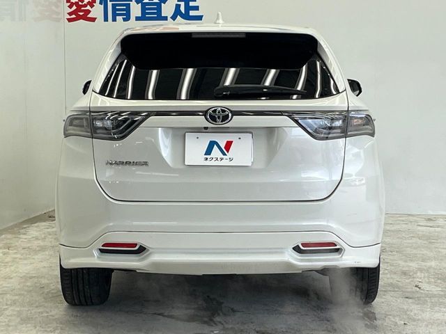 TOYOTA HARRIER 2WD 2017 Image 31