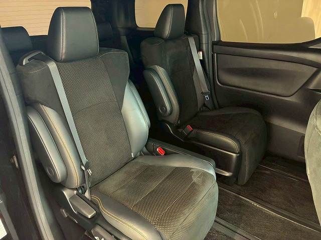 TOYOTA ALPHARD 2021 Image 31