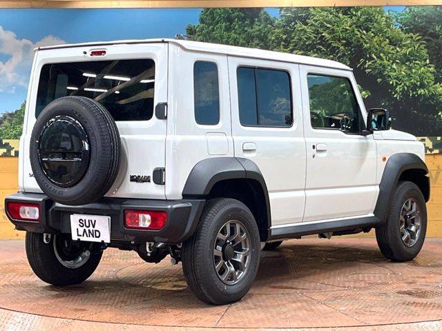 SUZUKI JIMNY NOMADE 2025 Image 31