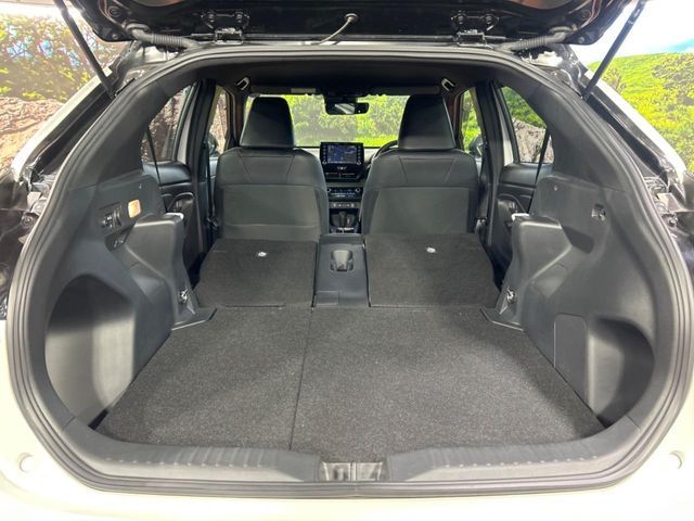 TOYOTA YARIS CROSS HYBRID 2023 Image 31