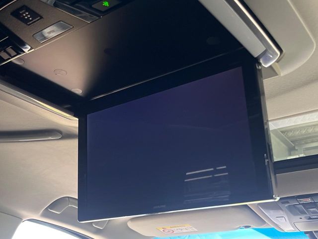 TOYOTA ALPHARD 2018 Image 31