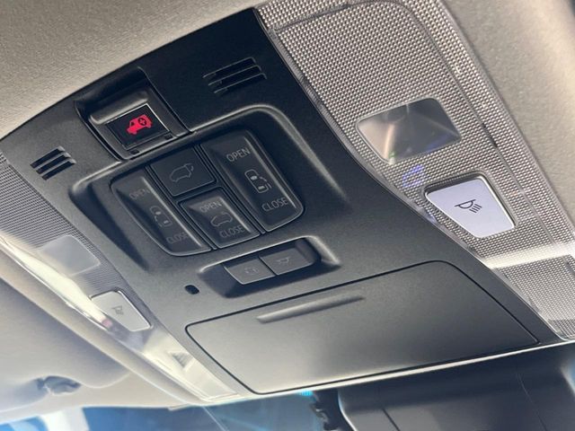 TOYOTA ALPHARD 2018 Image 31