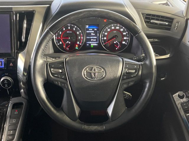 TOYOTA ALPHARD 2018 Image 31
