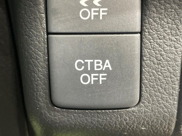 HONDA N BOX 2015 Image 31