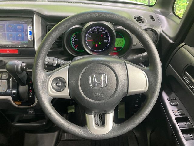 HONDA N BOX 2015 Image 31