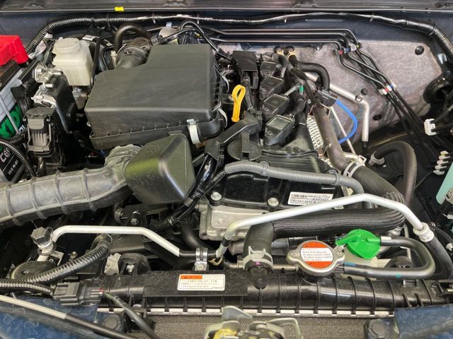 SUZUKI JIMNY NOMADE 2025 Image 31