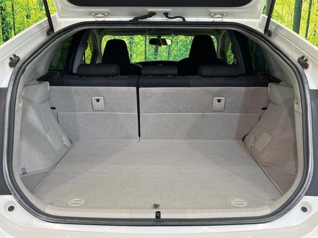 TOYOTA PRIUS 2012 Image 31