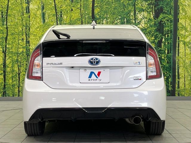 TOYOTA PRIUS 2012 Image 31