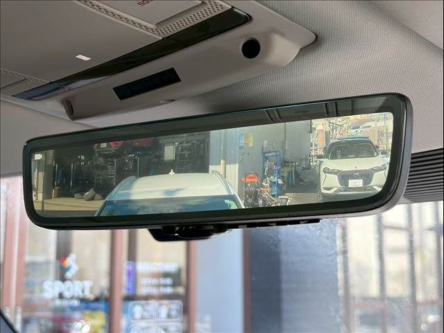 ROVER DEFENDER 2024 Image 31