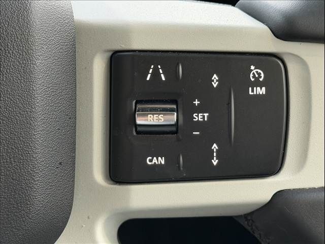 ROVER DEFENDER 2024 Image 31