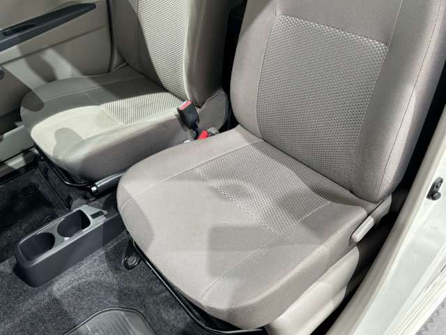 DAIHATSU MIRA E:S 4WD 2015 Image 31