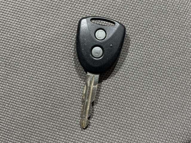 DAIHATSU MIRA E:S 4WD 2015 Image 31