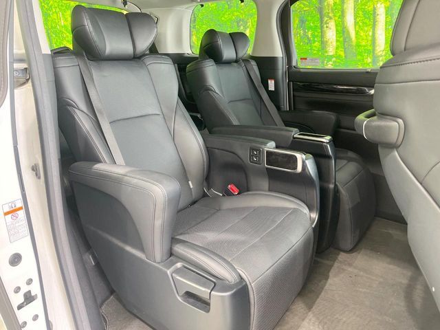 TOYOTA ALPHARD 2019 Image 31