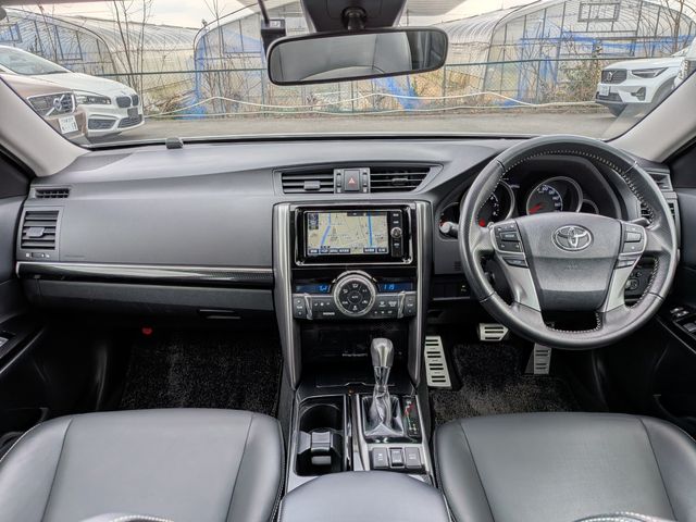 TOYOTA MARK X 2018 Image 31