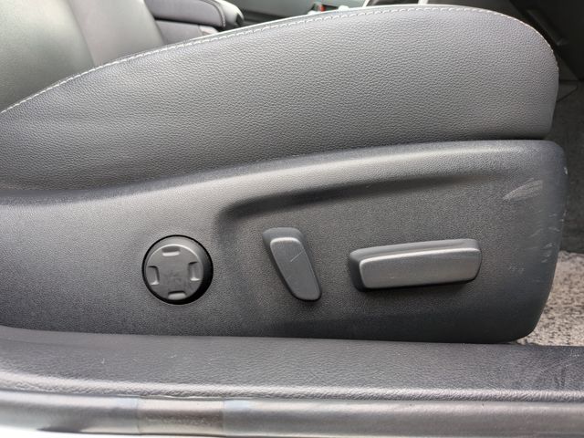 TOYOTA MARK X 2018 Image 31